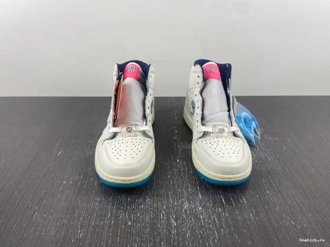 One Kick West Jordan Retro 2 Wie Golf NRG Aloha 1 Michelle High FV3565-100 0628